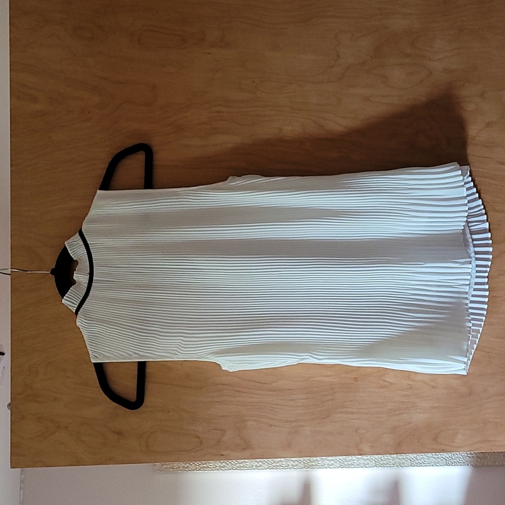 Medium white blouse from DKNY - Picture 2 of 3